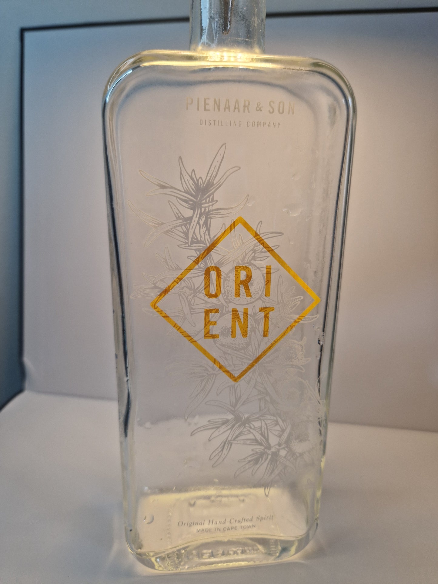 Glass gin bottle lamp with rechargeable lamp shade