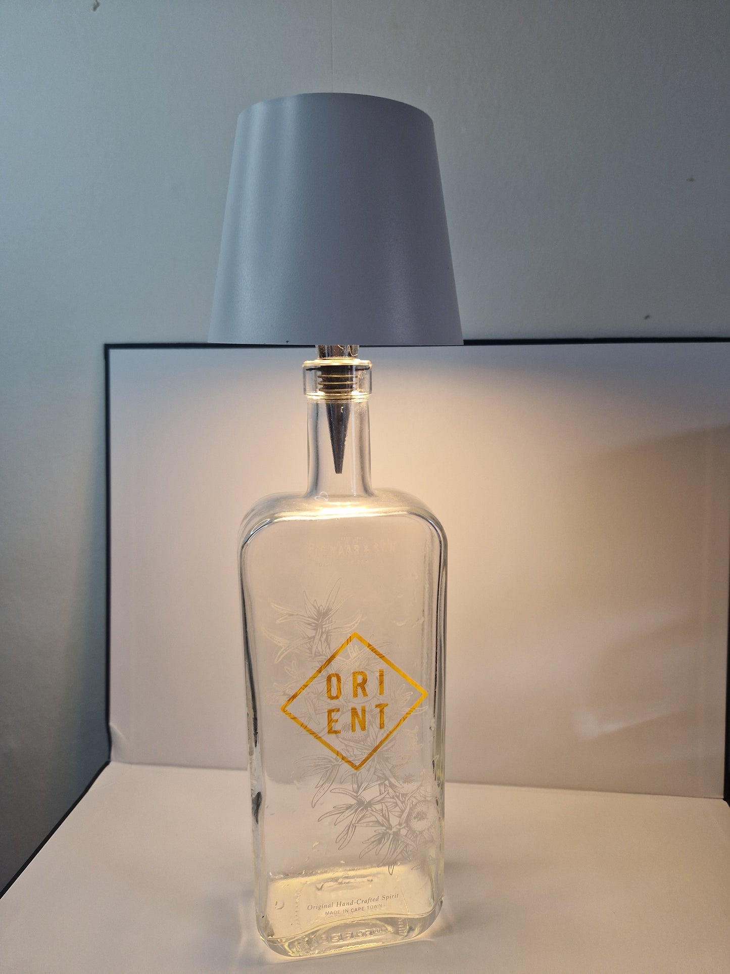 Glass gin bottle lamp with rechargeable lamp shade