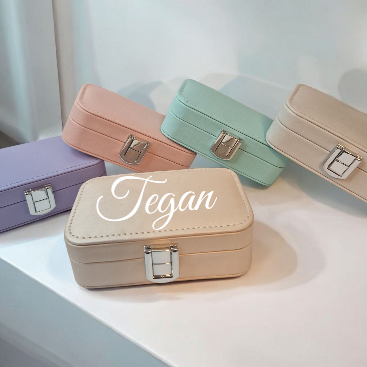 Small pastel jewellery box